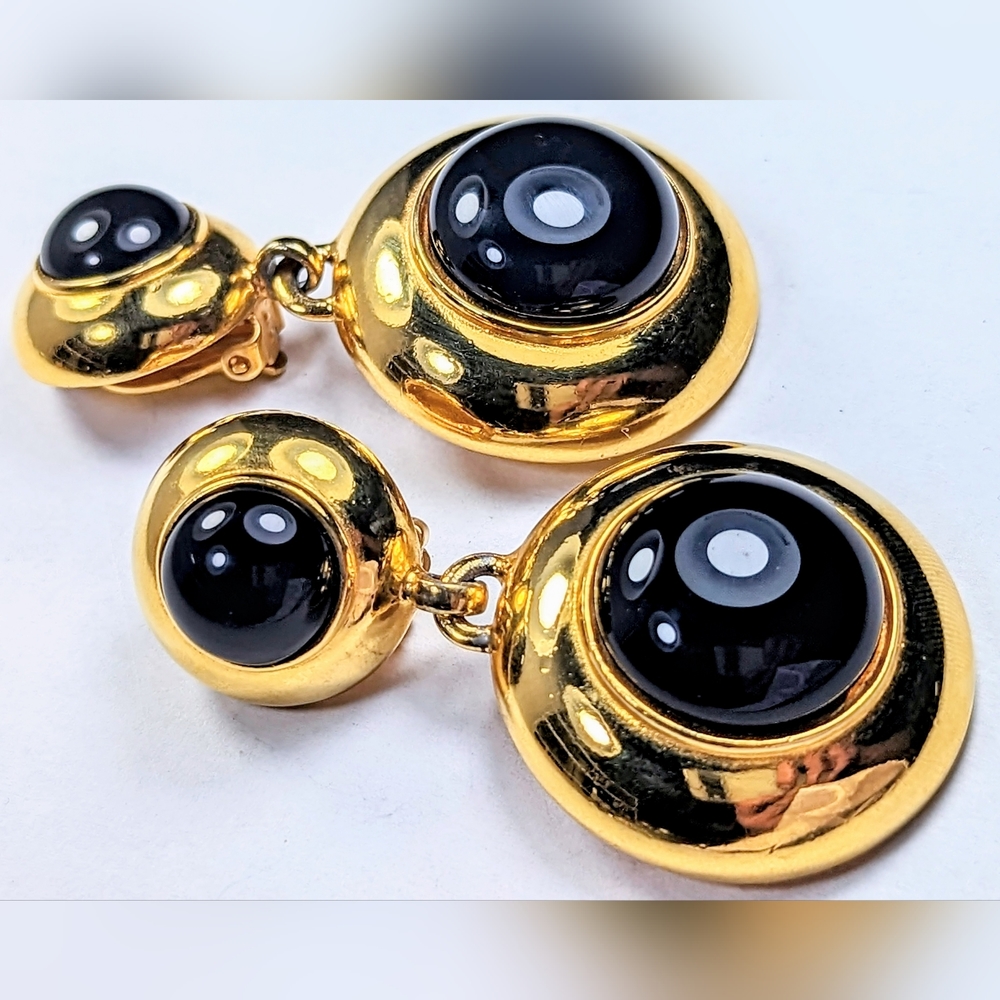 Commanding 1980's Ben-Amun Dangle Earrings